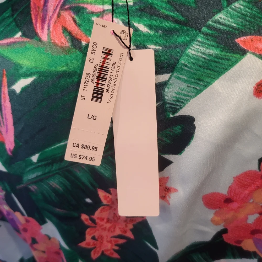 Victoria's Secret Floral Print Pajama Set - Picture 11 of 13
